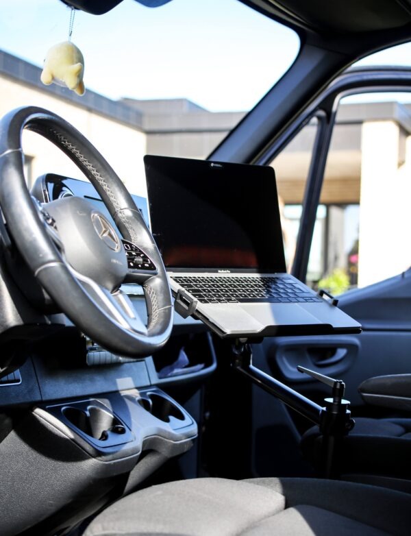Laptop holder/søjle inkl. montagebeslag